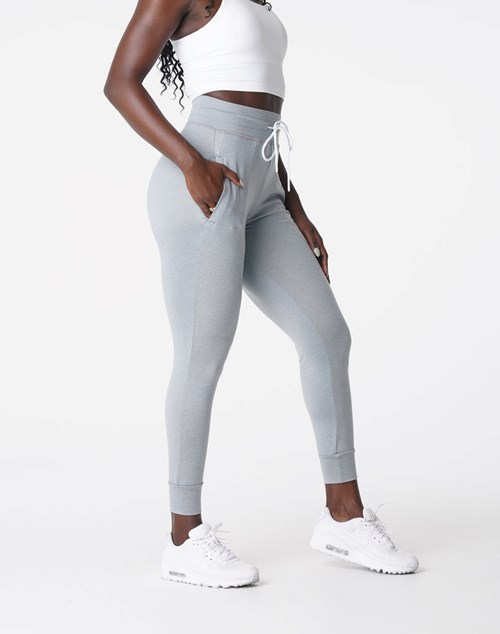 NVGTN Joggers Srebrne | 74921-MVYT